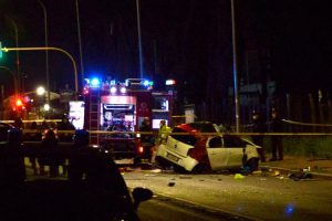 Scontro tra due auto, muore un 19enne. Gravi altri due ragazzi