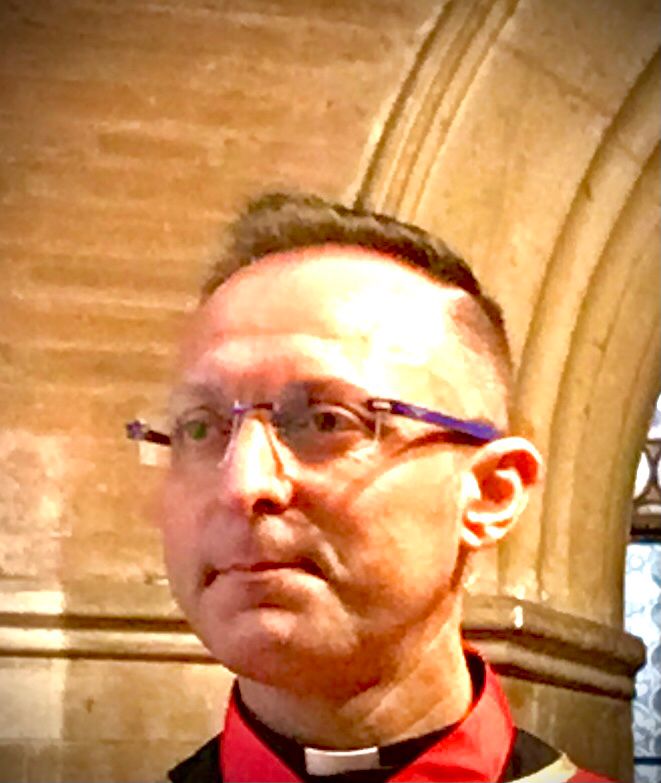 Commento al Vangelo della Domenica. Lo riconobbero nello spezzare del pane