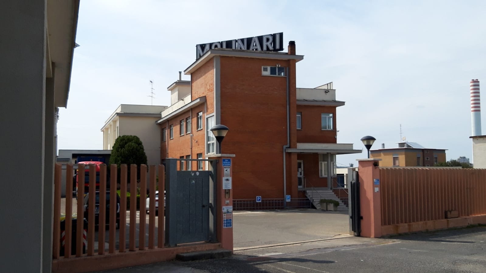 Emergenza Covid-19, la Fondazione Angelo e Mafalda Molinari Onlus ancora una volta vicina alle scuole