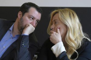 Coprifuoco, Salvini e Meloni in pressing: ”Non e’ piu’ tollerabile e chiudere alle 22 non serve contro il Covid”