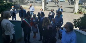 «Non possiamo pensare al tempo pieno
 


e alla mensa se crollano i solai»