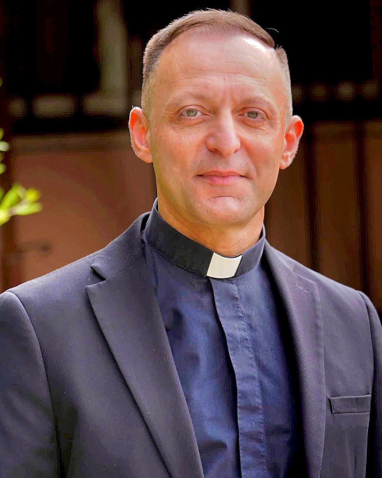 COMMENTO AL VANGELO DELLA DOMENICA Fanciulla, io ti dico: Alzati!