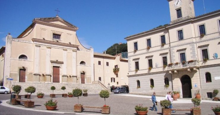 «I conti correnti trasferiti a Tolfa
 


generano caos con file di oltre un’ora»