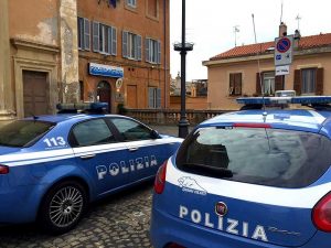 Civitavecchia: arrestato spacciatore sorpreso dalla Polizia con mezzo chilo di droga