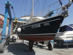 Prende il largo Bond: dal traffico migranti  a barca-scuola per gli alunni del Calamatta