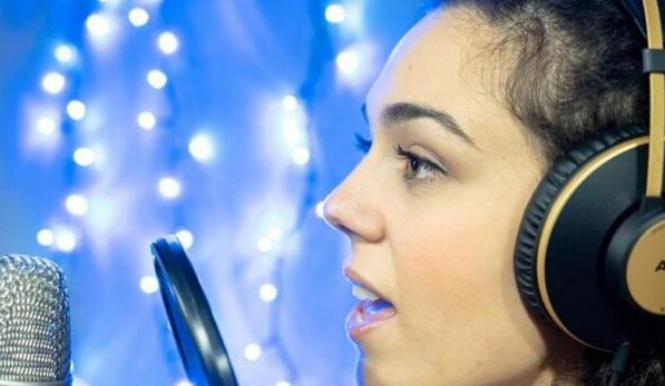 ”Cosmo d’amore”, fuori l’inedito di Giorgia Regina