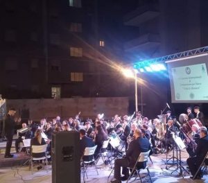 Grande successo per il primo concerto degli “Amici della musica” Presentate le 10 marce finaliste del VI concorso internazionale