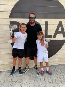 Il prodigio del padel civitavecchiese: i fratelli Matteo e Lorenzo Sargolini conquistano il Master Juniores
