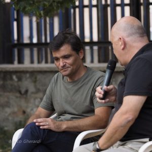 ”Libri con le stelle”, in tanti per l’incontro con Daniele Mencarelli