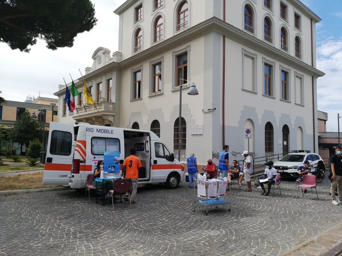 Vaccini in tour, bene la tappa di Civitavecchia