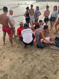 Ennesimo malore in mare: 77enne muore sulla spiaggia libera di Ostia