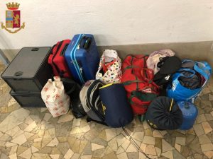 Roma: 6 rapinatori e 3 ladri bloccati in flagranza dalla Polizia di Stato