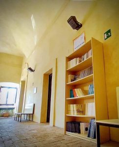 Libri di storia e poesia locale per riscoprire i valori della comunità