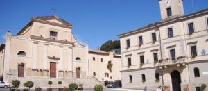 «Non vogliamo perdere il servizio  Ares 118 indispensabile per salvare vite»