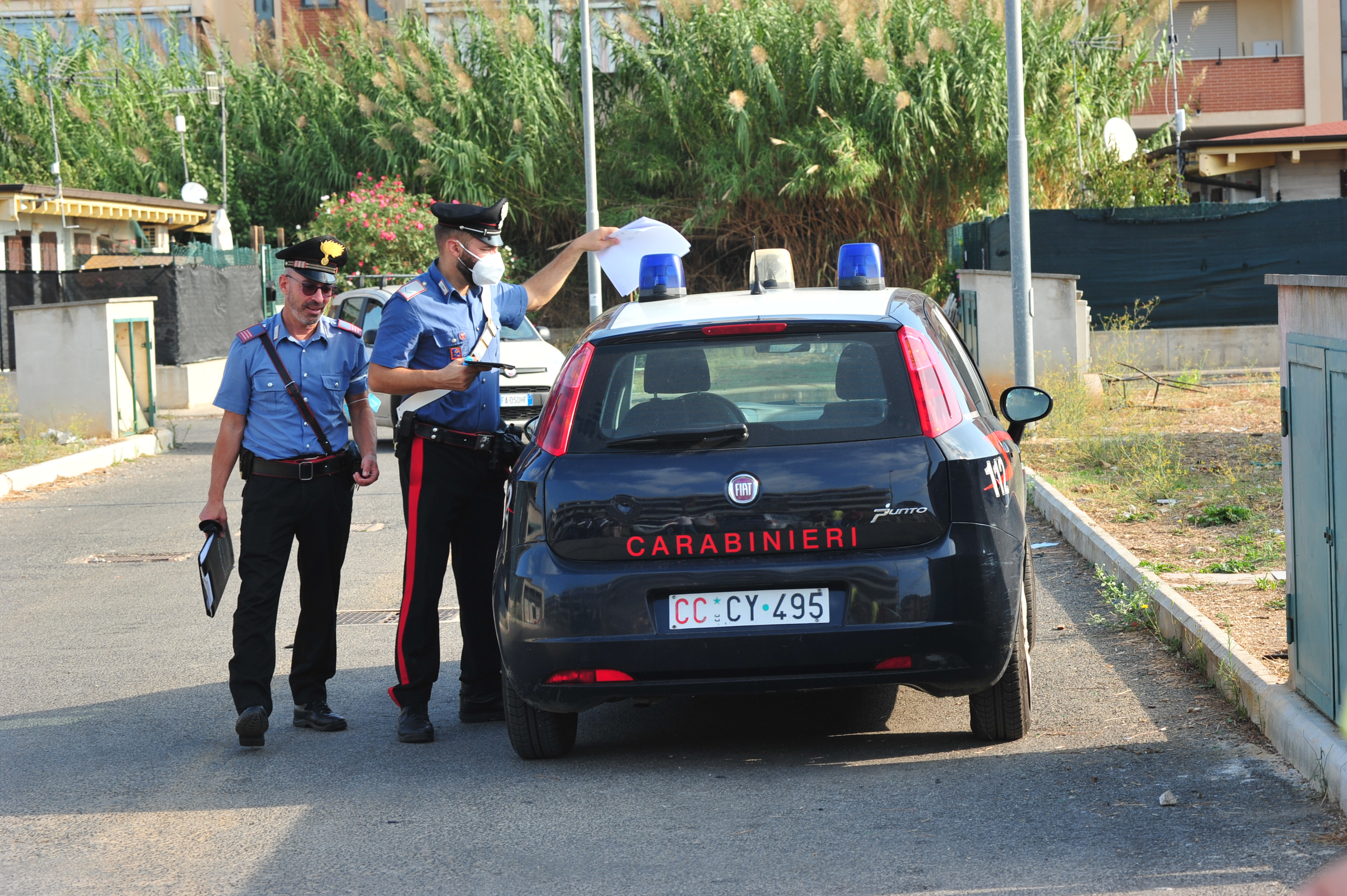 Latina – Arresti per droga, lesioni ed estorsioni aggravate da metodo mafioso