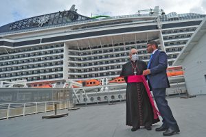 Visita pastorale al porto Vescovo e presidente adsp Musolino (10)