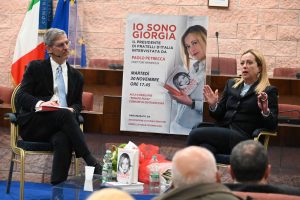 GIORGIA MELONI AULA PUCCI (7)