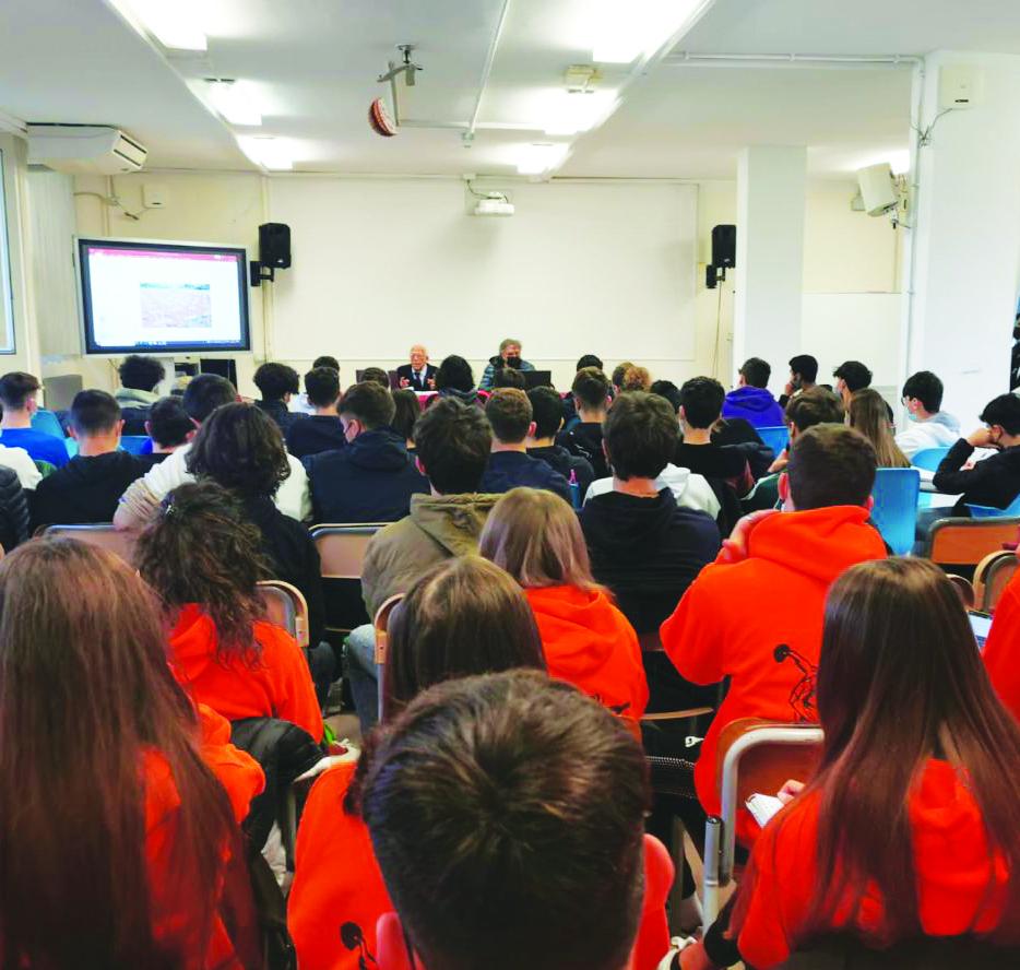 Lello dell’Ariccia in visita al Marconi