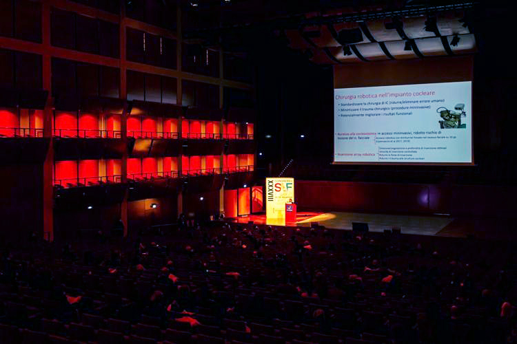 Un’opera d’arte dà forma all’udito