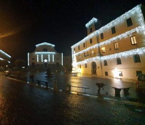 Allumiere in fermento per l’organizzazione degli eventi natalizi
 


Sabato alle 15 la tradizionale iniziativa 
“Accendiamo il Natale”