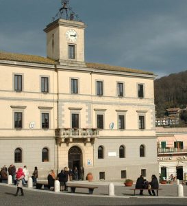 Una tavola rotonda per parlare di anziani e invecchiamento della popolazione