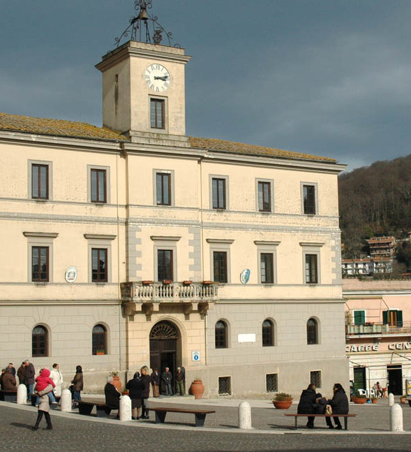 Una tavola rotonda per parlare di anziani e invecchiamento della popolazione