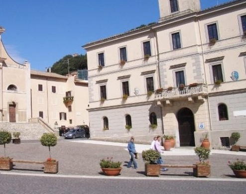 «Casa Comune 2000, chiederemo un incontro urgente»