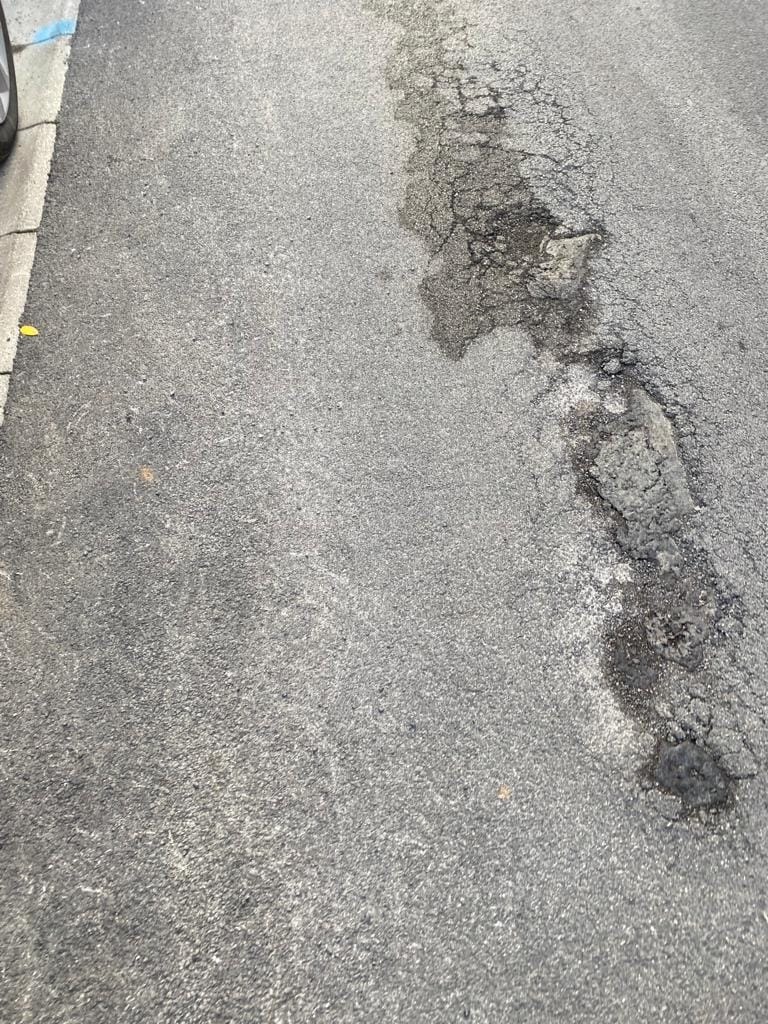 “Cara sindaca, oltre ai ciclisti pensi anche agli automobilisti”: il presidente dell’Aci Zucchi punta il dito contro il degrado delle strade