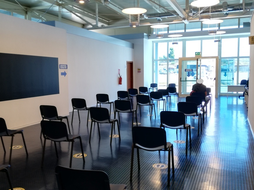 Aggressione all’hub vaccinale, condanna unanime della politica