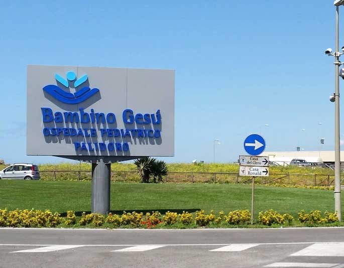 La Finanza al fianco
 


del centro pediatrico