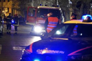 Sabaudia, carabiniere 50enne minaccia il suicidio: desiste dopo una notte di trattative