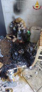 Scoppia bomboletta di poliuretano espanso, paura a Bracciano