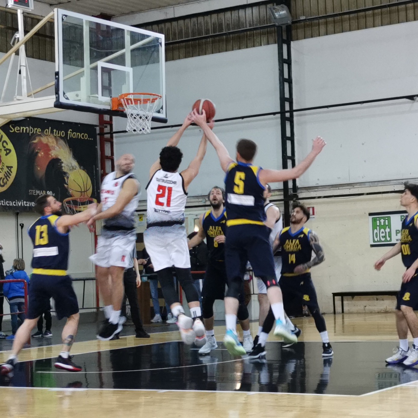 La Cestistica vince, conquista la matematica salvezza e si qualifica per la fase ad orologio