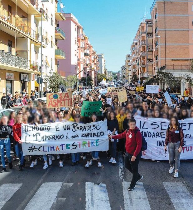 Il territorio scende in piazza contro il biodigestore