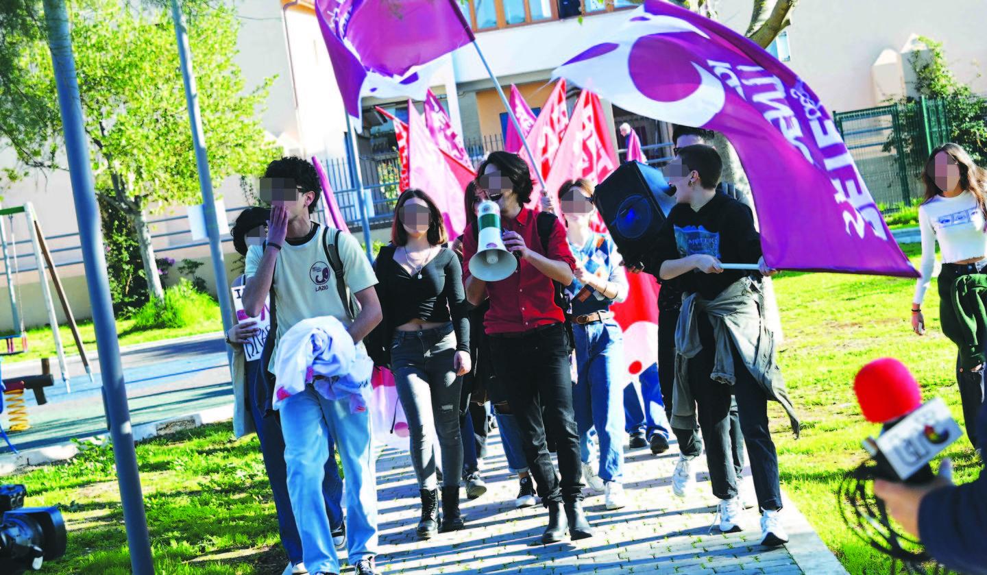 Maturità 2022: studenti in piazza anche a Civitavecchia