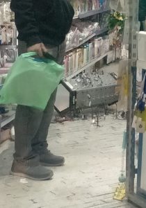 Lite degenera: ferita una ragazza