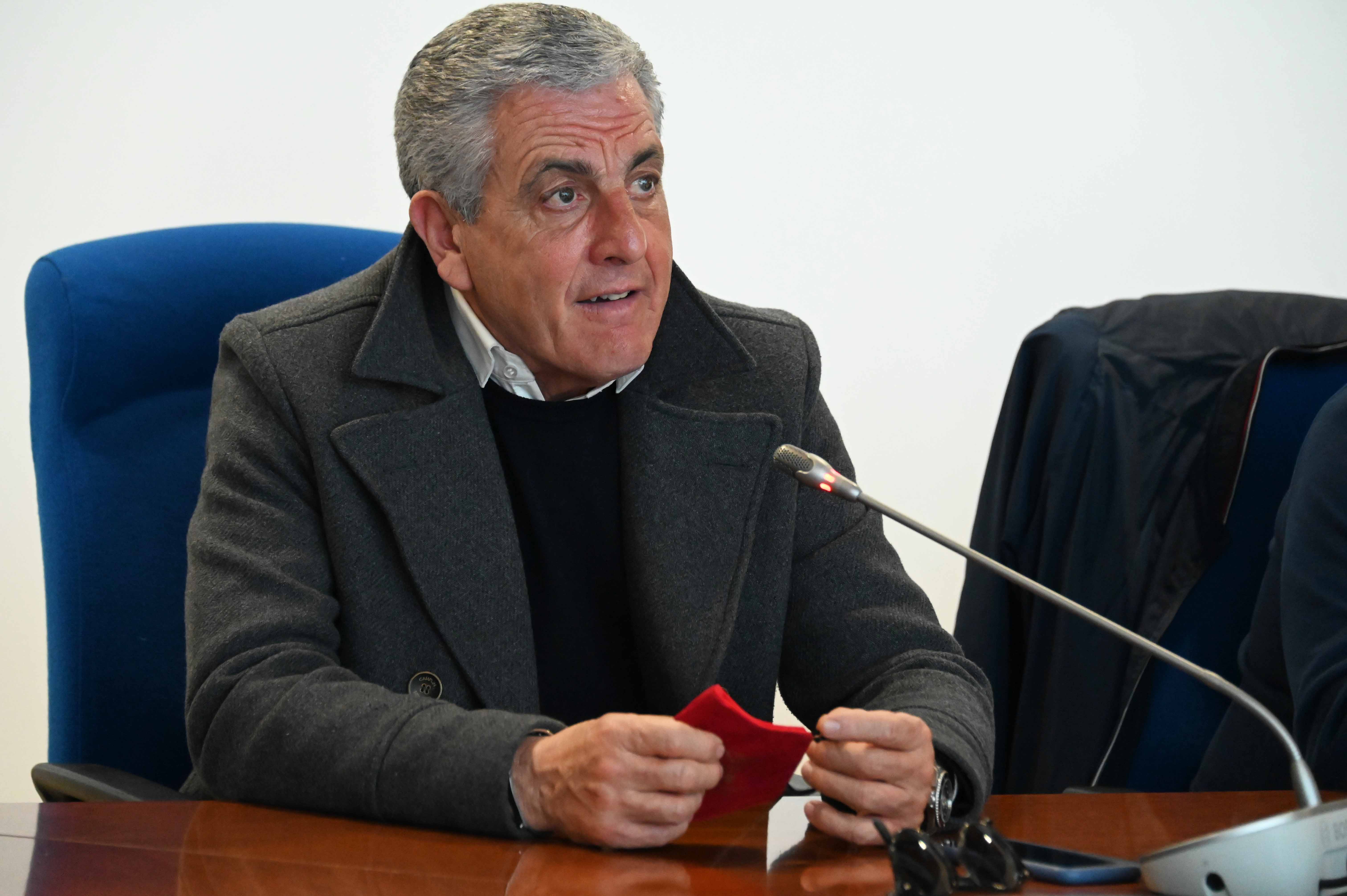 Civitavecchia – Il PD si spacca sotto i colpi del segretario Luciani a pochi giorni dal Congresso: “Vergogna e ribellione”