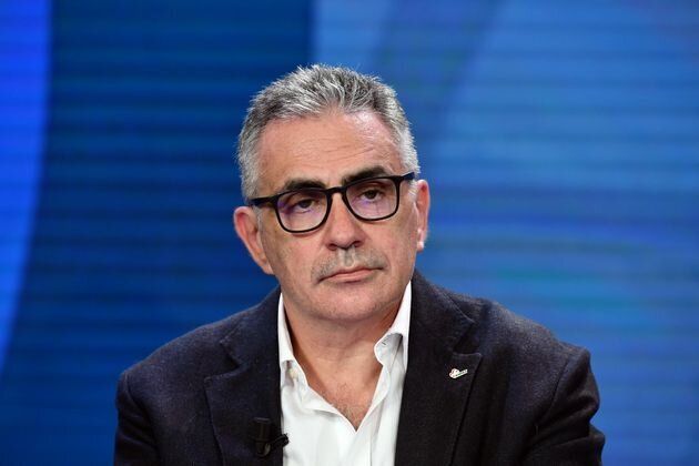 Pregliasco: ”Richiamo del vaccino solo per soggetti deboli”