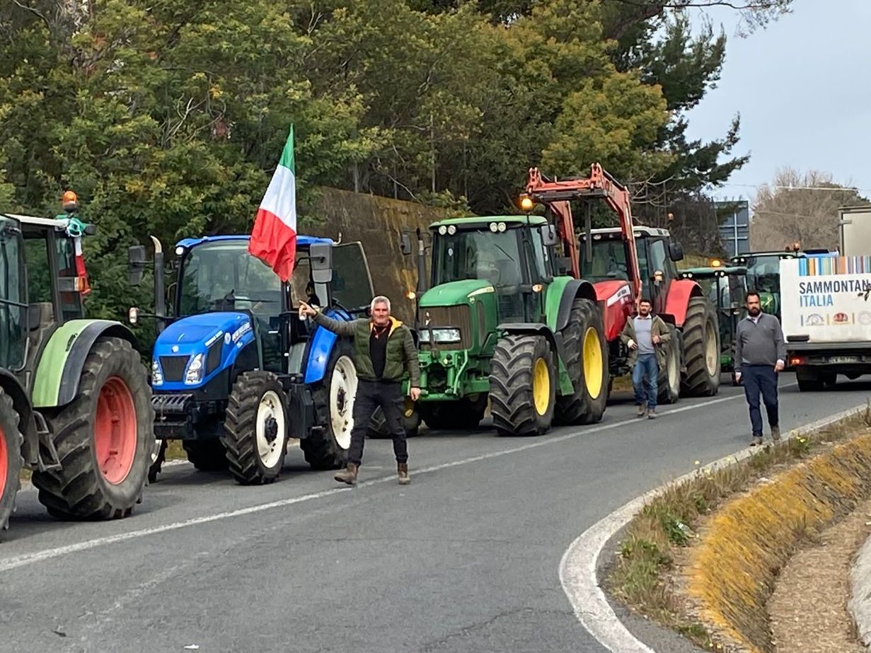 Domani mattina incontro alla Pantano
 


con l’esponente del Pd Alessandro Mazzoli