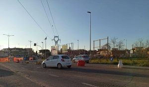 «Cittadini ostaggio della rotatoria»