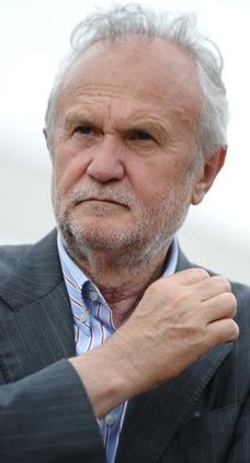 Montino  diserta la conferenza in aeroporto