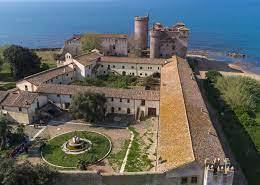 “A spasso con le donne” oggi al castello di Santa Severa