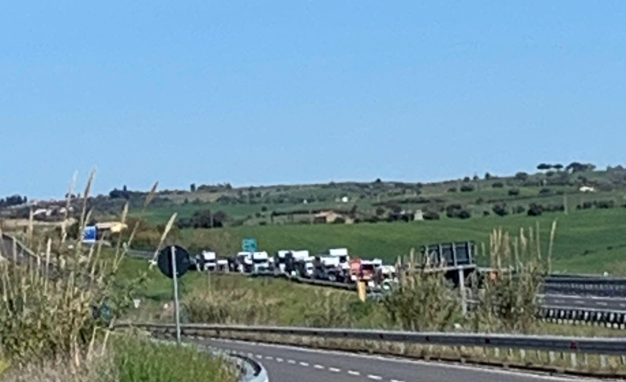 Tarquinia – Incidente stradale sulla A12, traffico bloccato in direzione Civitavecchia