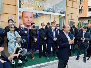 Frosinone – Mastrangeli inaugura sede elettorale: “Non lasciamo la città a chi ci ha indebitato”