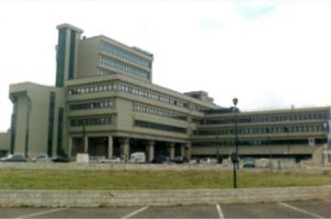 Frosinone – Allarme bomba in Tribunale, evacuato l’edificio e sospese le udienze
