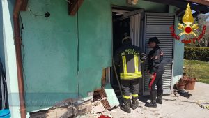Bracciano – Alle 12 altra esplosione in villa, intervento dei VVF