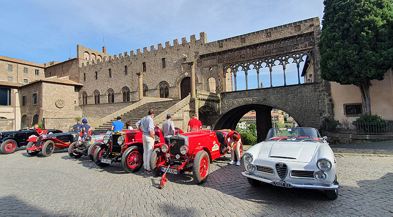 Sfilata di auto storiche nella Tuscia, torna il Raid degli Etruschi