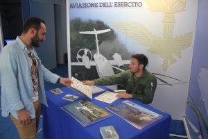 Oltre 150 ragazzi piloti di elicottero per un giorno