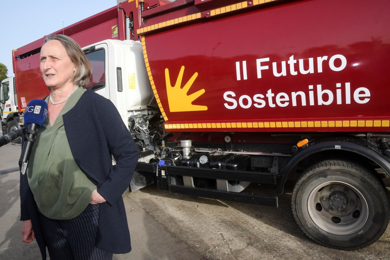 Rifiuti, l’annuncio della giunta Gualtieri: “A Roma termovalorizzatore entro il 2025”