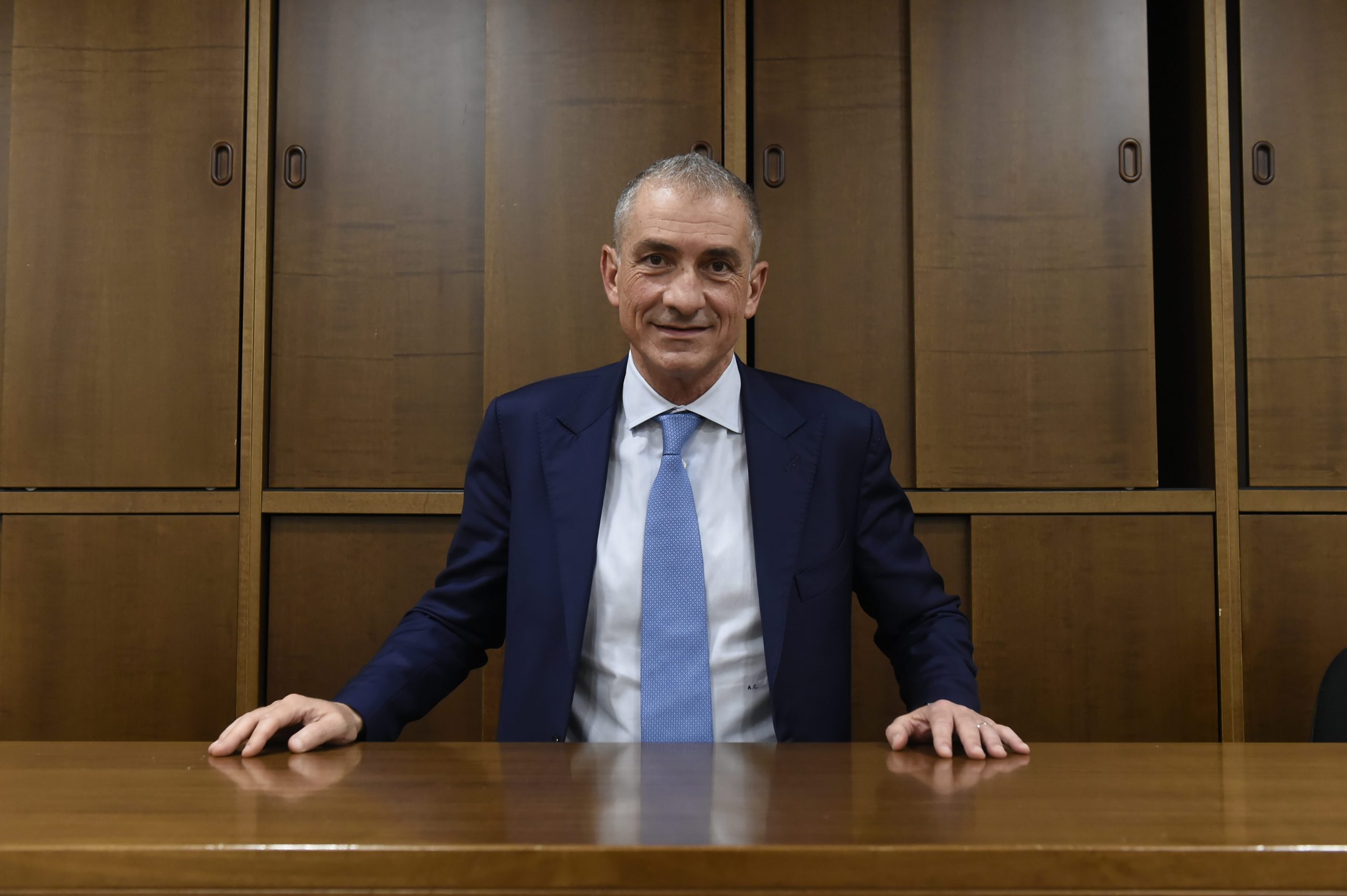 Mascherine – Costa: “15 giugno via ultime restrizioni e richiamo annuale per vaccinazione”